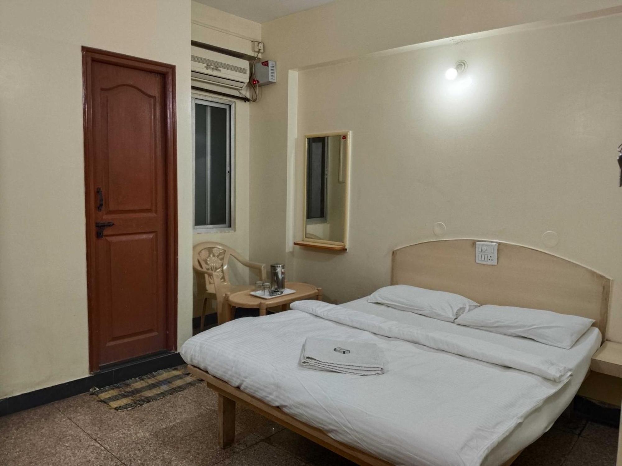 Hotel O Sri Vijaya Palace Lodging Bangalore Dış mekan fotoğraf