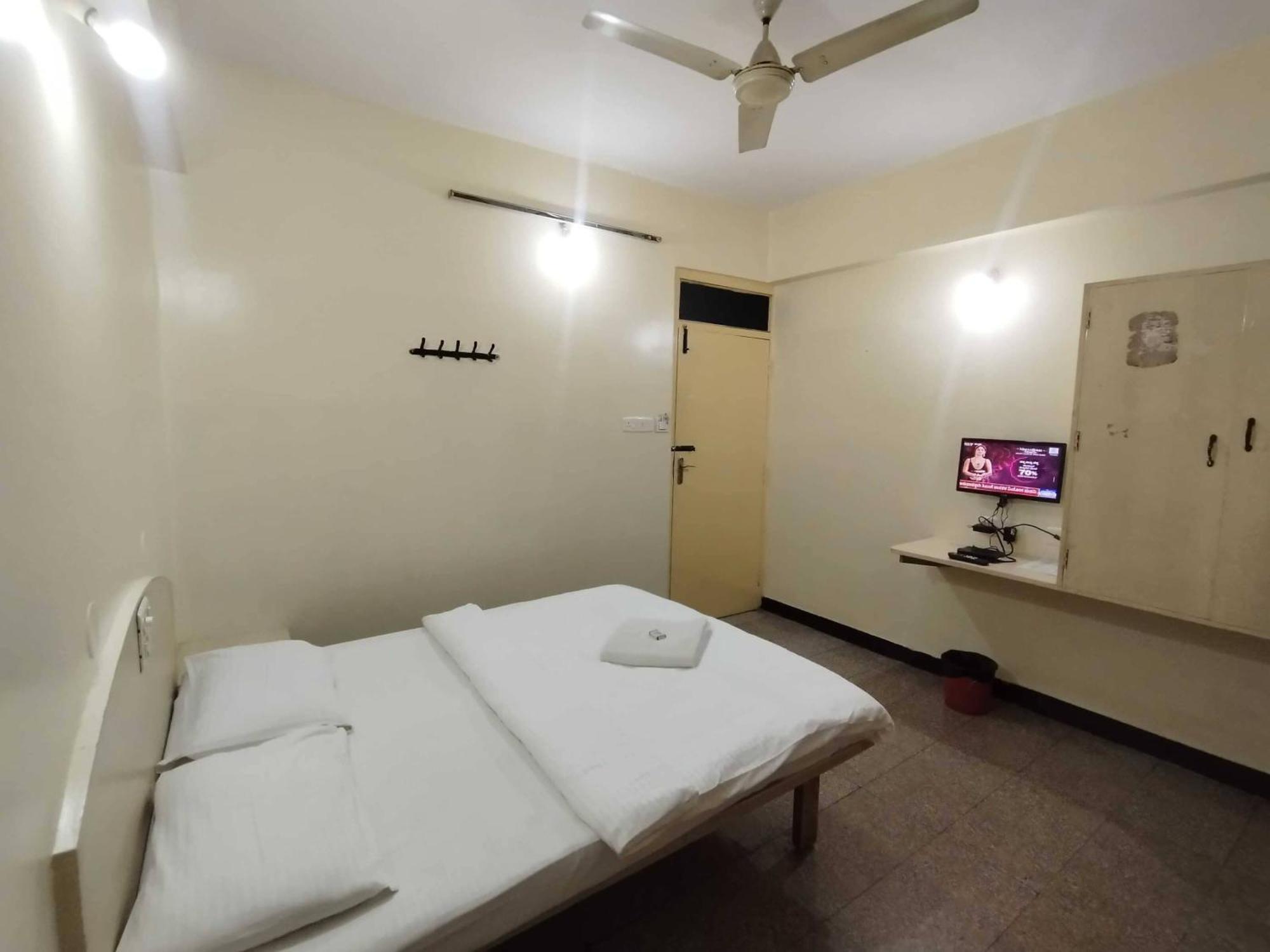 Hotel O Sri Vijaya Palace Lodging Bangalore Dış mekan fotoğraf
